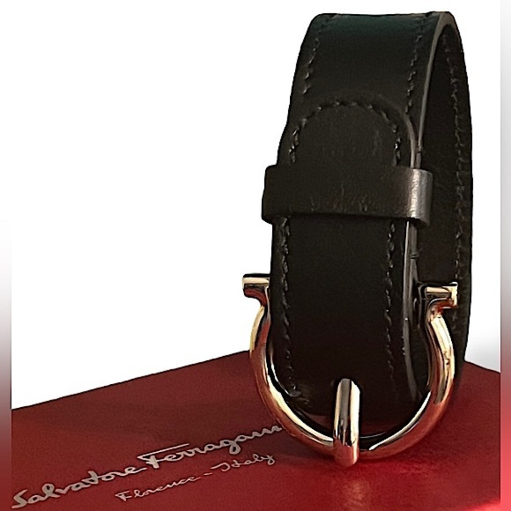 Ferragamo Black Leather 9” Bracelet Gold Hardware 3/4” Width NWOT - Picture 4 of 11